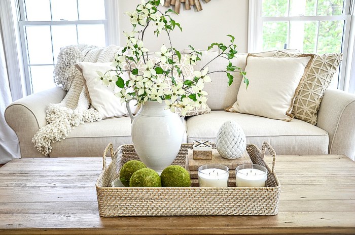 White coffee table decor