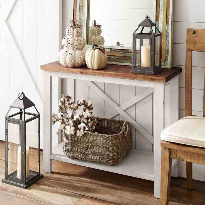 Front Entrance Console Table Decor with Mirror