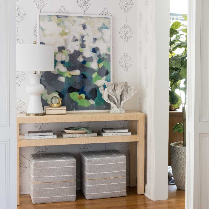 Contemporary console table decor