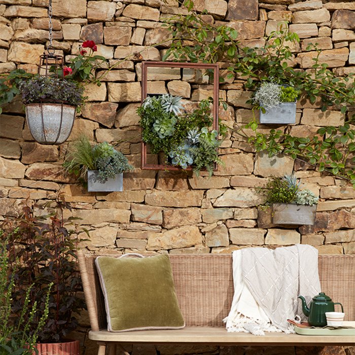 Large outdoor wall decor ideas