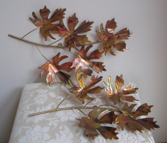 Leaves metal wall decor