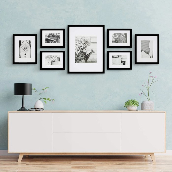 Wall decor picture frames